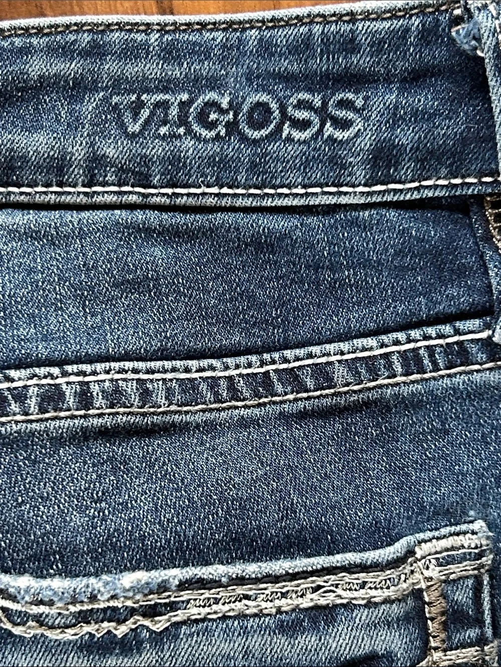 Vigoss Cropped Straight Jeans